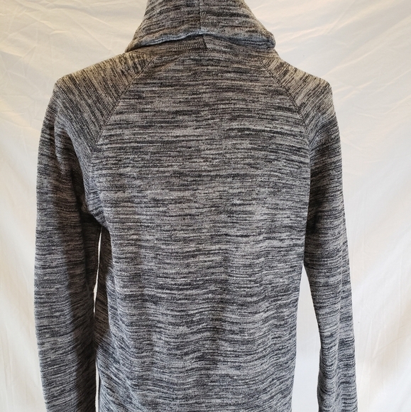 Soft Surroundings Gray V Neck Sweater With Pockets sz S - Picture 5 of 5